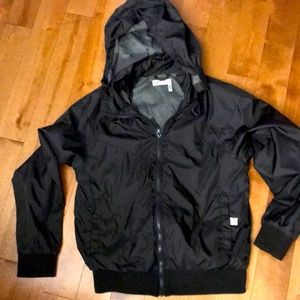 Lightweight puffer jacket